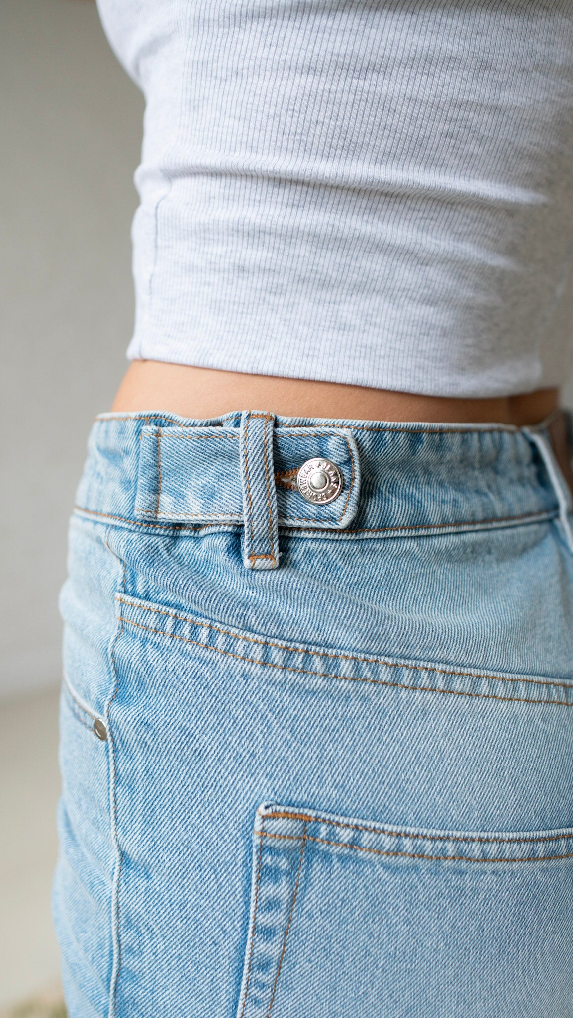 High Waist Straight Leg Jeans Tall | Light Blue | 100% Cotton